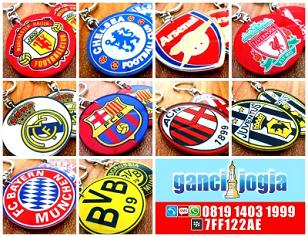 Illustration for article titled Gantungan kunci team sepak bola